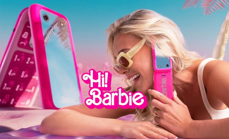 Hi Barbie! De Barbie flip phone van HMD.